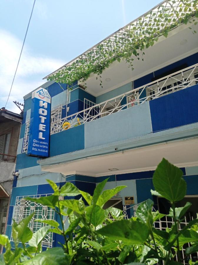Casa Hotel Manco Mora Medellín Exterior foto